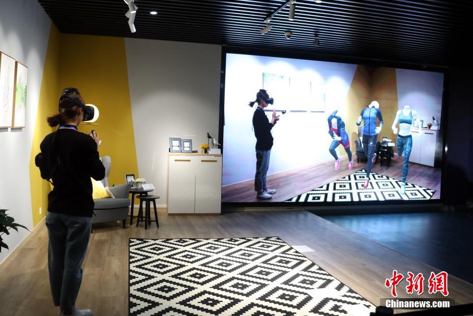 探访南昌VR产业基地 给人沉浸式体验科技感十足